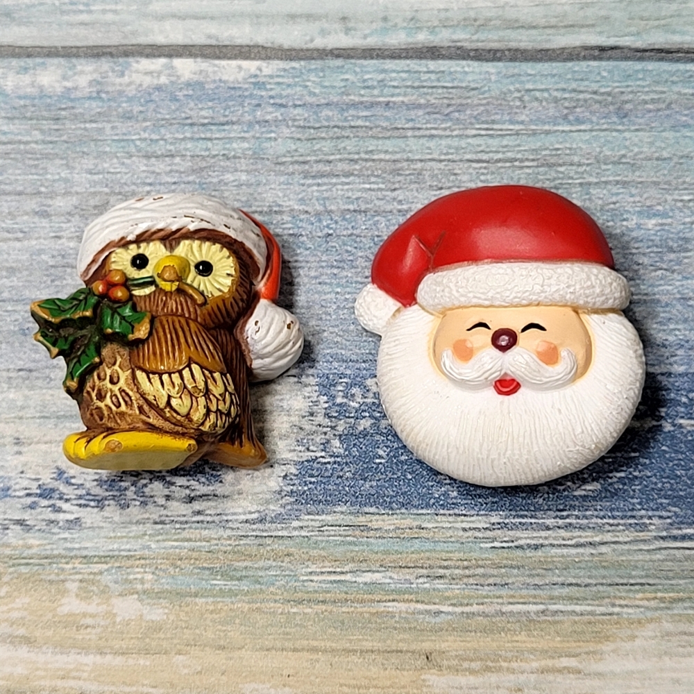 Vintage Hallmark Cards Christmas Owl and Santa Brooches.